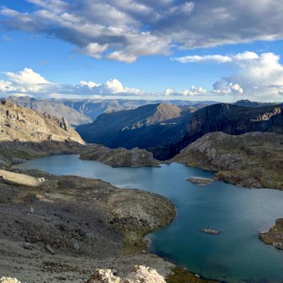 Lac vers l'Abra Ritipata à presque 5000 m